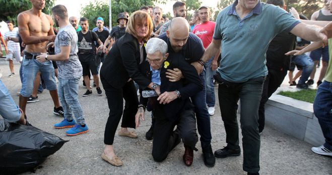 &quot;Πελοπόννησος Πρώτα&quot;: &quot;Καταδικάζουμε την φασιστική επίθεση στον Γ. Μπουτάρη&quot;