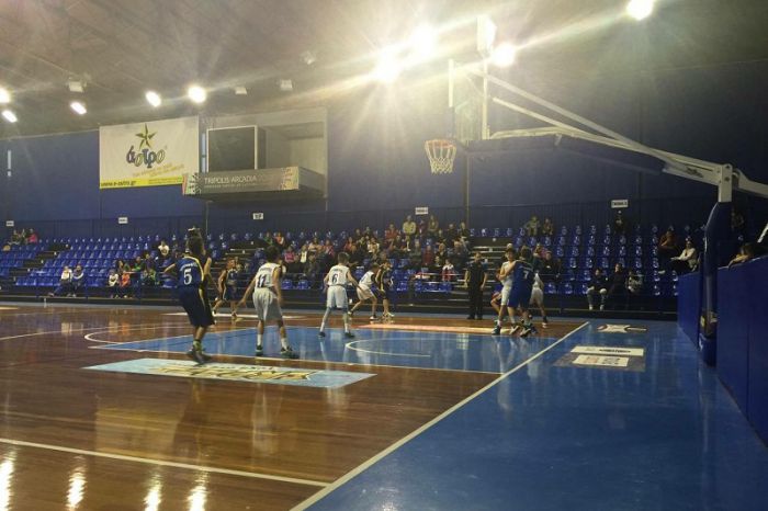 Άνετη νίκη για τα μίνι του Αρκαδικού