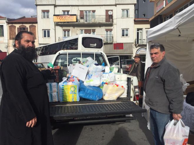 &Omicron;&iota; &epsilon;&upsilon;&chi;&alpha;&rho;&iota;&sigma;&tau;ί&epsilon;&sigmaf; &tau;&eta;&sigmaf; &Mu;&eta;&tau;&rho;ό&pi;&omicron;&lambda;&eta;&sigmaf; | &Gamma;έ&mu;&iota;&sigma;&epsilon; &mu;&epsilon; &tau;&rho;ό&phi;&iota;&mu;&alpha; &tau;&omicron; "&Kappa;&alpha;&lambda;ά&theta;&iota; &tau;&omicron;&upsilon; &Pi;&tau;&omega;&chi;&omicron;ύ &Alpha;&delta;&epsilon;&lambda;&phi;&omicron;ύ"