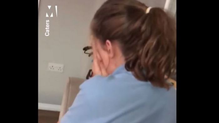 &Mu;&alpha;&theta;ή&tau;&rho;&iota;&alpha; &pi;&alpha;&theta;&alpha;ί&nu;&epsilon;&iota; &kappa;&rho;ί&sigma;&eta; &pi;&alpha;&nu;&iota;&kappa;&omicron;ύ &lambda;ό&gamma;&omega; &tau;&omicron;&upsilon; bullying &sigma;&tau;&omicron; &sigma;&chi;&omicron;&lambda;&epsilon;ί&omicron; (vd)