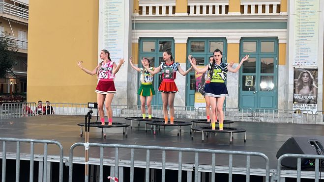 Χορευτική παράσταση του Αντώνη Φωνιαδάκη ... από το Φεστιβάλ χορού Καλαμάτας στην Τρίπολη! (vd)