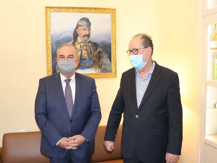 &Sigma;&epsilon; &Tau;&rho;ί&pi;&omicron;&lambda;&eta; &kappa;&alpha;&iota; &Mu;&epsilon;&gamma;&alpha;&lambda;ό&pi;&omicron;&lambda;&eta; έ&rho;&chi;&epsilon;&tau;&alpha;&iota; &omicron; &alpha;&nu;&alpha;&pi;&lambda;&eta;&rho;&omega;&tau;ή&sigmaf; &Upsilon;&pi;&omicron;&upsilon;&rho;&gamma;ό&sigmaf; &Alpha;&nu;ά&pi;&tau;&upsilon;&xi;&eta;&sigmaf;