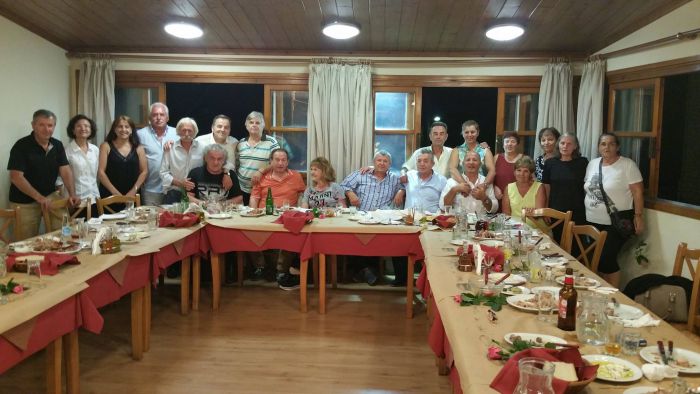 Κανδήλα - Συνάντηση παλιών συμμαθητών του Δημοτικού Σχολείου!