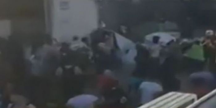 Βίντεο ντοκουμέντο από την επίθεση κατά αστυνομικών στη Μόρια (vd)