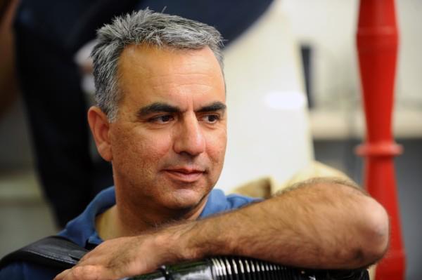 &Omicron; &kappa;ύ&kappa;&lambda;&omicron;&sigmaf; &tau;&omega;&nu; &nu;&alpha;&zeta;ί