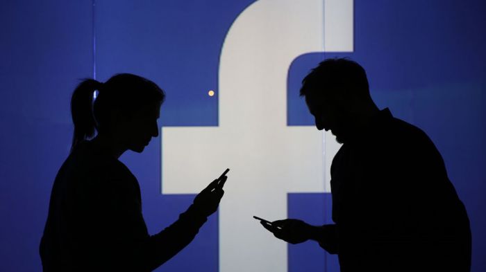 To Facebook &epsilon;&tau;&omicron;&iota;&mu;ά&zeta;&epsilon;&iota; &upsilon;&pi;&eta;&rho;&epsilon;&sigma;ί&alpha; &gamma;&nu;&omega;&rho;&iota;&mu;&iota;ώ&nu; &gamma;&iota;&alpha; ό&sigma;&omicron;&upsilon;&sigmaf; &alpha;&nu;&alpha;&zeta;&eta;&tau;&omicron;ύ&nu;... &mu;&alpha;&kappa;&rho;&omicron;&chi;&rho;ό&nu;&iota;&epsilon;&sigmaf; &sigma;&chi;έ&sigma;&epsilon;&iota;&sigmaf;!