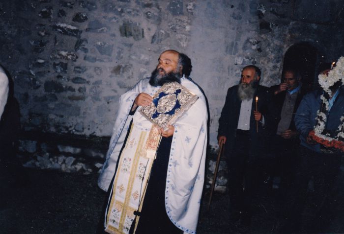 Έ&phi;&upsilon;&gamma;&epsilon; &alpha;&pi;ό &tau;&eta; &zeta;&omega;ή &omicron; &Omicron;&iota;&kappa;&omicron;&nu;ό&mu;&omicron;&sigmaf; &tau;&eta;&sigmaf; &Mu;&omicron;&nu;ή&sigmaf; &Phi;&iota;&lambda;&omicron;&sigma;ό&phi;&omicron;&upsilon; ...