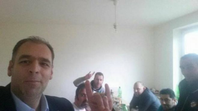 &Pi;&rho;ό&kappa;&lambda;&eta;&sigma;&eta;: &Pi;&epsilon;&rho;&iota;&phi;&epsilon;&rho;&epsilon;&iota;&alpha;&kappa;ό&sigmaf; &sigma;ύ&mu;&beta;&omicron;&upsilon;&lambda;&omicron;&sigmaf; &tau;&omicron;&upsilon; &Pi;&Alpha;&Sigma;&Omicron;&Kappa; &kappa;ά&nu;&epsilon;&iota; &tau;&omicron; &sigma;ή&mu;&alpha; &tau;&omega;&nu; &gamma;&kappa;&rho;ί&zeta;&omega;&nu; &lambda;ύ&kappa;&omega;&nu;