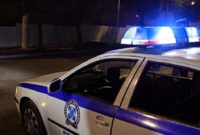 &Kappa;&alpha;&lambda;&alpha;&mu;ά&tau;&alpha; | &Tau;&rho;&epsilon;&iota;&sigmaf; &alpha;&sigma;&tau;&upsilon;&nu;&omicron;&mu;&iota;&kappa;&omicron;ί &tau;&rho;&alpha;&upsilon;&mu;&alpha;&tau;ί&epsilon;&sigmaf; &sigma;&epsilon; &sigma;&upsilon;&mu;&pi;&lambda;&omicron;&kappa;ή &mu;&epsilon; &Rho;&omicron;&mu;ά