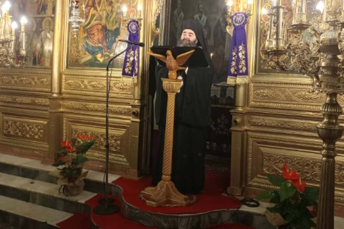 &Alpha;&kappa;&omicron;&lambda;&omicron;&upsilon;&theta;ί&alpha; &tau;&omicron;&upsilon; &Kappa;&alpha;&tau;&alpha;&nu;&upsilon;&kappa;&tau;&iota;&kappa;&omicron;ύ &Epsilon;&sigma;&pi;&epsilon;&rho;&iota;&nu;&omicron;ύ &sigma;&tau;&omicron; &Nu;&alpha;ό &Tau;&iota;&mu;ί&omicron;&upsilon; &Pi;&rho;&omicron;&delta;&rho;ό&mu;&omicron;&upsilon; &Lambda;&epsilon;&beta;&iota;&delta;ί&omicron;&upsilon; (&epsilon;&iota;&kappa;ό&nu;&epsilon;&sigmaf;)