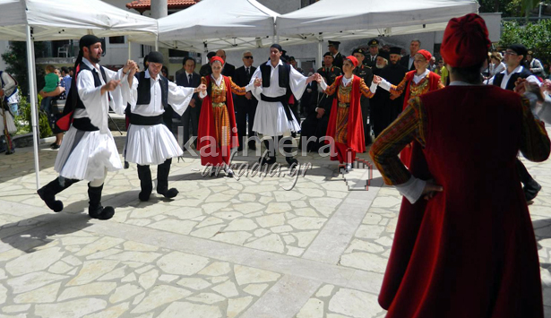 &Gamma;&iota;&alpha; &nu;&alpha; &mu;&eta;&nu; &xi;&epsilon;&chi;&nu;ά&mu;&epsilon;: &Tau;&iota;&mu;ή&theta;&eta;&kappa;&epsilon; &eta; &epsilon;&pi;έ&tau;&epsilon;&iota;&omicron;&sigmaf; &alpha;&pi;ό &tau;&omicron; &pi;&rho;&omicron;&sigma;&kappa;ύ&nu;&eta;&mu;&alpha; &tau;&omicron;&upsilon; &Theta;. &Kappa;&omicron;&lambda;&omicron;&kappa;&omicron;&tau;&rho;ώ&nu;&eta; &sigma;&tau;&eta;&nu; &laquo;&Pi;&alpha;&nu;&alpha;&gamma;&iota;ά &sigma;&tau;&omicron; &Chi;&rho;&upsilon;&sigma;&omicron;&beta;ί&tau;&sigma;&iota;&raquo; (vd)!