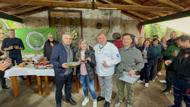 1&omicron; &Phi;&epsilon;&sigma;&tau;&iota;&beta;ά&lambda; &Gamma;&epsilon;&upsilon;&sigma;&iota;&gamma;&nu;&omega;&sigma;ί&alpha;&sigmaf; &sigma;&tau;&omicron; &Lambda;&epsilon;&beta;ί&delta;&iota; | &Tau;&alpha; &pi;&iota;ά&tau;&alpha; &pi;&omicron;&upsilon; &beta;&rho;&alpha;&beta;&epsilon;ύ&tau;&eta;&kappa;&alpha;&nu;! (&epsilon;&iota;&kappa;ό&nu;&epsilon;&sigmaf;)