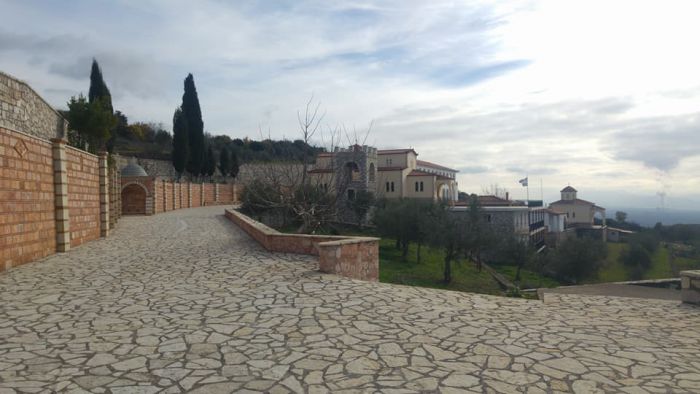 Χριστούγεννα σήμερα με το παλαιό ημερολόγιο - Γιορτάζει η Μονή Αγίου Νικοδήμου στο Ελληνικό Αρκαδίας