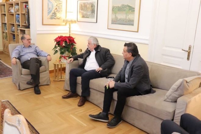 &Kappa;&omicron;&nu;&delta;ύ&lambda;&iota;&alpha; &alpha;&pi;ό &tau;&omicron; "&lambda;&iota;&gamma;&nu;&iota;&tau;ό&sigma;&eta;&mu;&omicron;" &kappa;&alpha;&iota; &tau;&omicron; &Tau;&Alpha;&Pi; &Tau;&omicron;&Kappa; &theta;&alpha; "&pi;έ&sigma;&omicron;&upsilon;&nu;" &sigma;&tau;&eta; &Mu;&epsilon;&gamma;&alpha;&lambda;ό&pi;&omicron;&lambda;&eta;