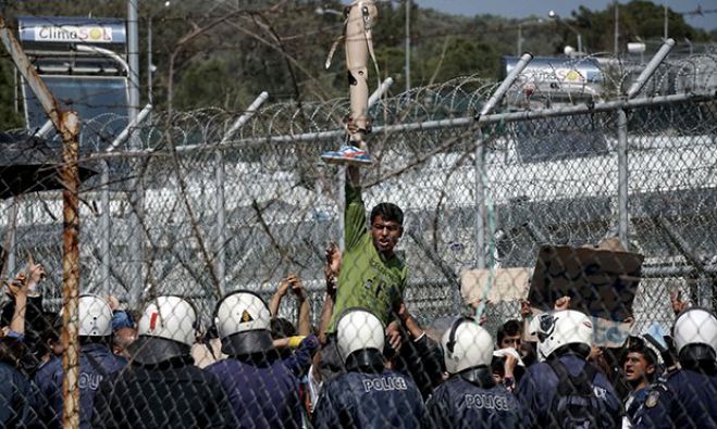 Φόβοι για ξέσπασμα βίας και χάος με τους πρόσφυγες στην Ελλάδα