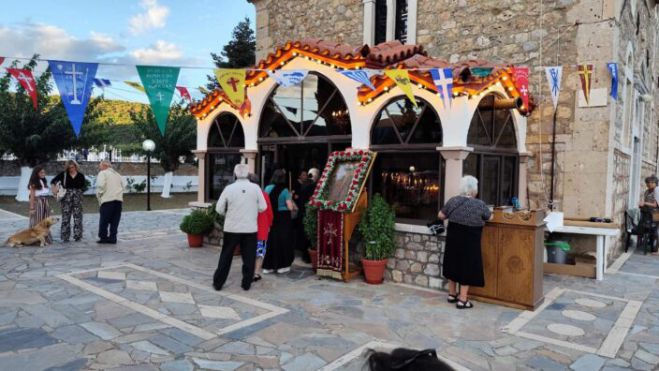 &Alpha;&gamma;ί&alpha; &Sigma;&omicron;&phi;ί&alpha; &Kappa;&upsilon;&nu;&omicron;&upsilon;&rho;ί&alpha;&sigmaf; | &Omicron; &epsilon;&omicron;&rho;&tau;&alpha;&sigma;&mu;ό&sigmaf; &tau;&omega;&nu; &pi;&rho;&omicron;&sigma;&tau;ά&tau;&iota;&delta;&omega;&nu; &tau;&omicron;&upsilon; &chi;&omega;&rho;&iota;&omicron;ύ! (&epsilon;&iota;&kappa;ό&nu;&epsilon;&sigmaf;)