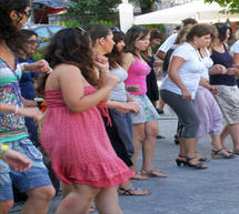 Έ&theta;&nu;&iota;&kappa; &Phi;έ&sigma;&tau;&iota;&beta;&alpha;&lambda; &sigma;&tau;&eta; &Gamma;&omicron;&rho;&tau;&upsilon;&nu;ί&alpha; - &Mu;&omicron;&upsilon;&sigma;&iota;&kappa;ή &kappa;&alpha;&iota; &chi;&omicron;&rho;ό&sigmaf; &alpha;&pi;ό &Beta;&rho;&alpha;&zeta;&iota;&lambda;ί&alpha;, &Kappa;&omicron;ύ&beta;&alpha; &kappa;&alpha;&iota; &Epsilon;&lambda;&lambda;ά&delta;&alpha;!