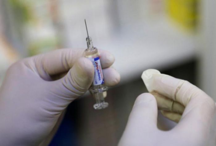 &Epsilon;&pi;ί&sigma;&eta;&mu;&epsilon;&sigmaf; &alpha;&nu;&alpha;&kappa;&omicron;&iota;&nu;ώ&sigma;&epsilon;&iota;&sigmaf; | &Alpha;&pi;&omicron;&tau;&epsilon;&lambda;&epsilon;&sigma;&mu;&alpha;&tau;&iota;&kappa;ό &kappa;&alpha;&tau;ά 90% &tau;&omicron; &epsilon;&mu;&beta;ό&lambda;&iota;&omicron; &tau;&eta;&sigmaf; Pfizer &gamma;&iota;&alpha; &tau;&omicron;&nu; &kappa;&omicron;&rho;&omega;&nu;&omicron;ϊό