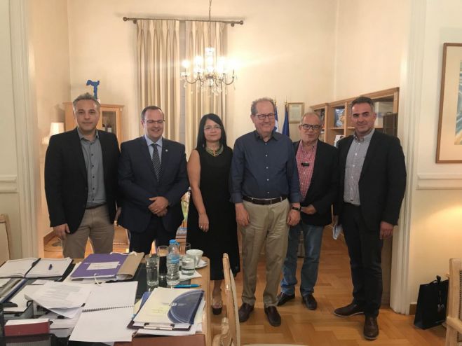 Οι τρεις άξονες συμφωνίας ανάμεσα σε Περιφέρεια και Επιμελητήρια
