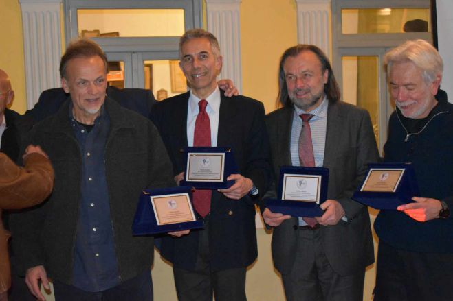 &Epsilon;&lambda;&lambda;&eta;&nu;&iota;&kappa;ή &Omicron;&mu;&omicron;&sigma;&pi;&omicron;&nu;&delta;ί&alpha; &Sigma;&upsilon;&lambda;&lambda;ό&gamma;&omega;&nu; &Mu;&alpha;&zeta;&iota;&kappa;&omicron;ύ &Alpha;&theta;&lambda;&eta;&tau;&iota;&sigma;&mu;&omicron;ύ &Upsilon;&pi;&epsilon;&rho;&alpha;&pi;&omicron;&sigma;&tau;ά&sigma;&epsilon;&omega;&nu; | &Beta;&rho;&alpha;&beta;&epsilon;ύ&tau;&eta;&kappa;&epsilon; &omicron; &Pi;&alpha;&nu;&alpha;&gamma;&iota;ώ&tau;&eta;&sigmaf; &Pi;&alpha;&pi;&alpha;&nu;&tau;&omega;&nu;ί&omicron;&upsilon; &alpha;&pi;ό &tau;&eta;&nu; &Tau;&rho;ί&pi;&omicron;&lambda;&eta;