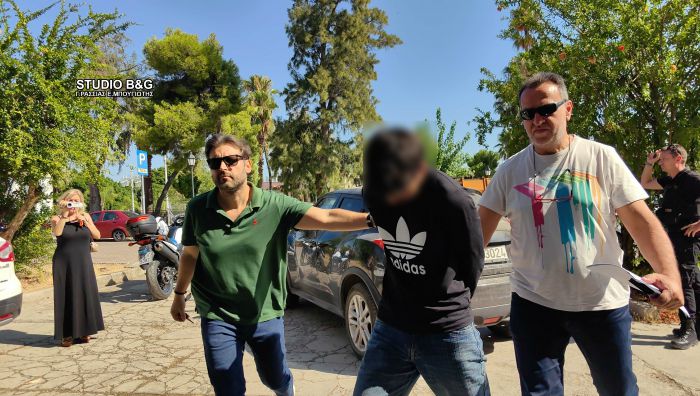 &Nu;&alpha;ύ&pi;&lambda;&iota;&omicron; | &Sigma;&tau;&alpha; &delta;&iota;&kappa;&alpha;&sigma;&tau;ή&rho;&iota;&alpha; &omicron;&iota; &delta;ύ&omicron; &Iota;&nu;&delta;&omicron;ί &pi;&omicron;&upsilon; &omicron;&mu;&omicron;&lambda;ό&gamma;&eta;&sigma;&alpha;&nu; &tau;&eta; &delta;&omicron;&lambda;&omicron;&phi;&omicron;&nu;ί&alpha; &tau;&omicron;&upsilon; 59&chi;&rho;&omicron;&nu;&omicron;&upsilon; &psi;&upsilon;&chi;&omicron;&lambda;ό&gamma;&omicron;&upsilon; &sigma;&tau;&alpha; Ί&rho;&iota;&alpha;