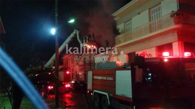 Έκτακτο επίδομα και μέτρα προστασίας για τους πυροσβέστες ζητά το ΚΚΕ