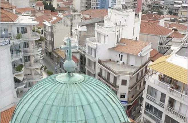 &Mu;ί&alpha; selfie &alpha;&pi;ό &tau;&omicron; ... &kappa;&alpha;&mu;&pi;&alpha;&nu;&alpha;&rho;&iota;ό &tau;&omicron;&upsilon; &Alpha;&gamma;ί&omicron;&upsilon; &Beta;&alpha;&sigma;&iota;&lambda;&epsilon;ί&omicron;&upsilon;!