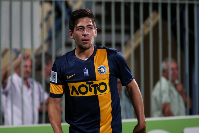 &Omicron; &Mu;&pi;&alpha;&kappa;&alpha;&sigma;έ&tau;&alpha;&sigmaf; &kappa;&lambda;ή&theta;&eta;&kappa;&epsilon; &sigma;&tau;&eta;&nu; &epsilon;&theta;&nu;&iota;&kappa;ή &epsilon;&lambda;&pi;ί&delta;&omega;&nu;