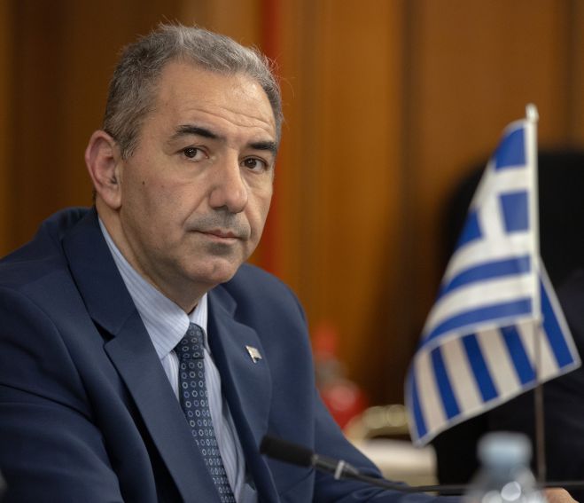 &Eta; &Gamma;&epsilon;&omega;&pi;&omicron;&lambda;&iota;&tau;&iota;&kappa;ή &tau;&eta;&sigmaf; &Rho;&omega;&sigma;&iota;&kappa;ή&sigmaf; &Epsilon;&pi;&iota;&rho;&rho;&omicron;ή&sigmaf; &kappa;&alpha;&iota; &eta; &sigma;&tau;&omicron;&chi;&omicron;&pi;&omicron;ί&eta;&sigma;&eta; &tau;&eta;&sigmaf; &Epsilon;&lambda;&lambda;ά&delta;&alpha;&sigmaf;
