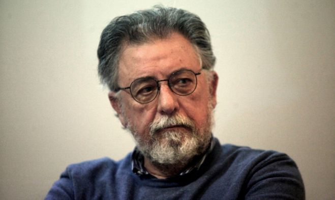 &Gamma;&iota;ά&nu;&nu;&eta;&sigmaf; &Pi;&alpha;&nu;&omicron;ύ&sigma;&eta;&sigmaf;: &laquo;&Pi;ά&nu;&tau;&alpha; έ&lambda;&epsilon;&gamma;&alpha; ό&tau;&iota; &epsilon;ί&mu;&alpha;&iota; &Pi;&Alpha;&Sigma;&Omicron;&Kappa;&omicron;&gamma;&epsilon;&nu;ή&sigmaf;&raquo;