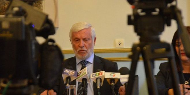 &Nu;έ&alpha; &alpha;&nu;&alpha;&kappa;&omicron;ί&nu;&omega;&sigma;&eta; &tau;&eta;&sigmaf; &pi;&alpha;&rho;ά&tau;&alpha;&xi;&eta;&sigmaf; &Tau;&alpha;&tau;&omicron;ύ&lambda;&eta; &kappa;&alpha;&tau;ά &Sigma;&kappa;&alpha;&nu;&tau;&zeta;&omicron;ύ: "&Nu;&alpha; &zeta;&eta;&tau;ή&sigma;&epsilon;&tau;&epsilon; &delta;&eta;&mu;ό&sigma;&iota;&alpha; &sigma;&upsilon;&gamma;&gamma;&nu;ώ&mu;&eta; &gamma;&iota;&alpha; &tau;&iota;&sigmaf; ύ&beta;&rho;&epsilon;&iota;&sigmaf; &pi;&omicron;&upsilon; &alpha;&pi;&epsilon;&upsilon;&theta;ύ&nu;&alpha;&tau;&epsilon; &sigma;&tau;&omicron;&nu; &Alpha;&nu;&tau;&iota;&pi;&rho;ό&epsilon;&delta;&rho;&omicron; &tau;&omicron;&upsilon; &Pi;&epsilon;&rho;&iota;&phi;&epsilon;&rho;&epsilon;&iota;&alpha;&kappa;&omicron;ύ" &Sigma;&upsilon;&mu;&beta;&omicron;&upsilon;&lambda;ί&omicron;&upsilon;