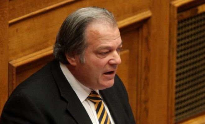 &Kappa;&alpha;&tau;&sigma;ί&kappa;&eta;&sigmaf; (&Alpha;&Nu;&Epsilon;&Lambda;): &laquo;&Nu;&alpha; &alpha;&nu;&tau;&alpha;&lambda;&lambda;ά&xi;&omicron;&upsilon;&mu;&epsilon; &tau;&omicron;&upsilon;&sigmaf; &delta;ύ&omicron; Έ&lambda;&lambda;&eta;&nu;&epsilon;&sigmaf; &mu;&epsilon; &tau;&omicron;&upsilon;&sigmaf; &omicron;&kappa;&tau;ώ &Tau;&omicron;ύ&rho;&kappa;&omicron;&upsilon;&sigmaf;&raquo; (vd)