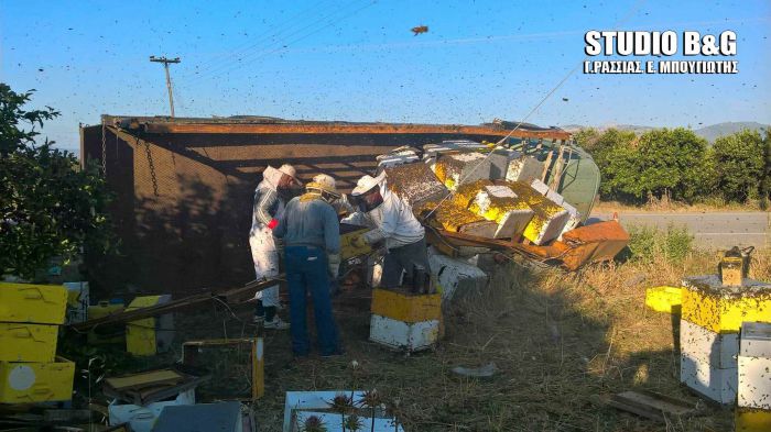 Φορτηγό με μελίσσια τούμπαρε στην Αργολίδα