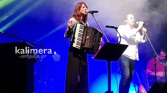 &Omicron; &Kappa;ό&tau;&sigma;&iota;&rho;&alpha;&sigmaf; ... &alpha;&pi;&omicron;&theta;έ&omega;&sigma;&epsilon; &tau;&omicron; &Lambda;&epsilon;&beta;ί&delta;&iota; - "&Tau;&iota; ό&mu;&omicron;&rho;&phi;&omicron; &chi;&omega;&rho;&iota;ό, &alpha;&rho;&iota;&sigma;&tau;&omicron;ύ&rho;&gamma;&eta;&mu;&alpha;"! (vd)