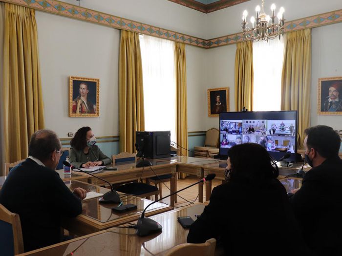 &Pi;&epsilon;&rho;&iota;&phi;έ&rho;&epsilon;&iota;&alpha; | Ό&lambda;&epsilon;&sigmaf; &omicron;&iota; &upsilon;&pi;&omicron;&theta;έ&sigma;&epsilon;&iota;&sigmaf; &theta;&alpha; &mu;&epsilon;&lambda;&epsilon;&tau;&eta;&theta;&omicron;ύ&nu;, &theta;&alpha; &iota;&epsilon;&rho;&alpha;&rho;&chi;&eta;&theta;&omicron;ύ&nu; &kappa;&alpha;&iota; &theta;&alpha; &kappa;&alpha;&theta;&omicron;&rho;&iota;&sigma;&tau;&epsilon;ί &eta; &nu;&omicron;&mu;&iota;&kappa;ή &gamma;&rho;&alpha;&mu;&mu;ή