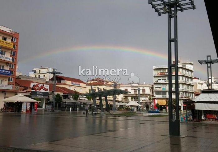 Νέα κανονιστική – Τι προβλέπει για τραπεζοκαθίσματα και τέντες στην «Πετρινού»!