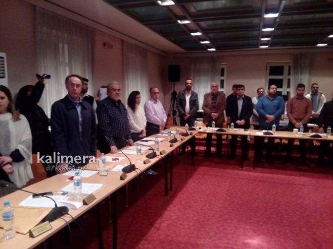 Live video | &Eta; &sigma;&upsilon;&nu;&epsilon;&delta;&rho;ί&alpha;&sigma;&eta; &tau;&omicron;&upsilon; &Delta;&eta;&mu;&omicron;&tau;&iota;&kappa;&omicron;ύ &Sigma;&upsilon;&mu;&beta;&omicron;&upsilon;&lambda;ί&omicron;&upsilon; &Tau;&rho;ί&pi;&omicron;&lambda;&eta;&sigmaf;