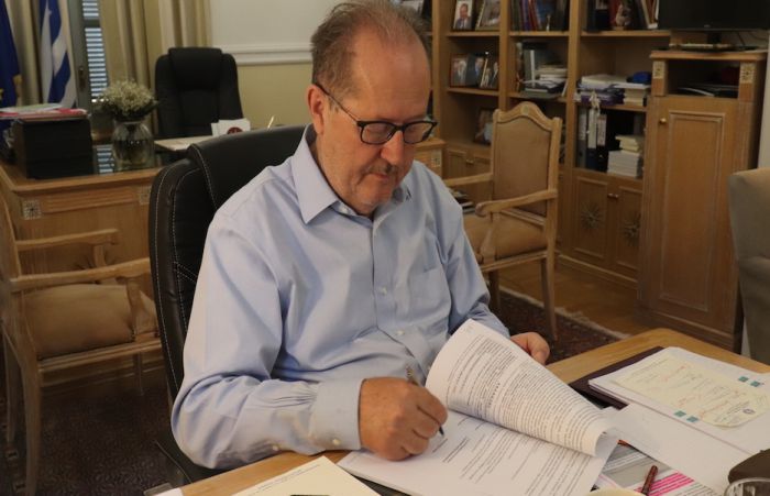 &Pi;&epsilon;&rho;&iota;&phi;έ&rho;&epsilon;&iota;&alpha;  - "&Pi;&epsilon;&lambda;&omicron;&pi;ό&nu;&nu;&eta;&sigma;&omicron;&sigmaf; &Alpha;&Epsilon;" | 619.000 &euro; &sigma;&epsilon; &epsilon;&kappa;&delta;&eta;&lambda;ώ&sigma;&epsilon;&iota;&sigmaf; &gamma;&iota;&alpha; &tau;&alpha; 200 &chi;&rho;ό&nu;&iota;&alpha; &alpha;&pi;ό &tau;&omicron; 1821