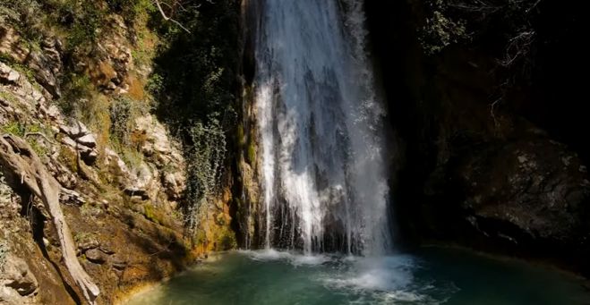 Οι μαγευτικοί καταρράκτες της Νέδας (vd)