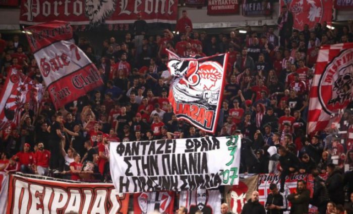 Παρέμβαση Εισαγγελέα για τα πανό του ΣΕΦ!