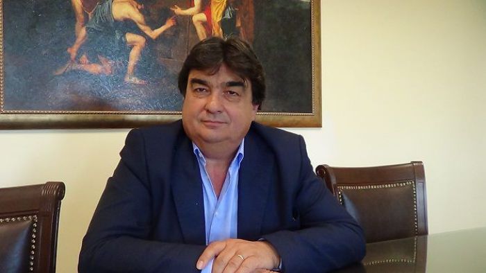 12 &alpha;&delta;&iota;ά&theta;&epsilon;&tau;&alpha; &delta;&iota;&alpha;&mu;&epsilon;&rho;ί&sigma;&mu;&alpha;&tau;&alpha; &tau;&omicron;&upsilon; &pi;&rho;ώ&eta;&nu; &Omicron;&Epsilon;&Kappa; &theta;&alpha; &delta;&omicron;&theta;&omicron;ύ&nu; &sigma;&epsilon; &delta;&iota;&kappa;&alpha;&iota;&omicron;ύ&chi;&omicron;&upsilon;&sigmaf; &sigma;&tau;&eta;&nu; &Alpha;&rho;&kappa;&alpha;&delta;ί&alpha;!