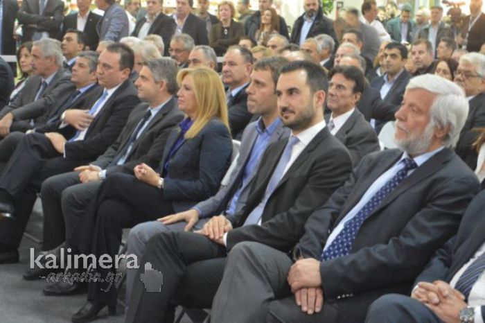 &Tau;&alpha; &sigma;&upsilon;&gamma;&chi;&alpha;&rho;&eta;&tau;ή&rho;&iota;&alpha; &tau;&omicron;&upsilon; &Omicron;&delta;&upsilon;&sigma;&sigma;έ&alpha; &gamma;&iota;&alpha; &tau;&eta;&nu; έ&kappa;&theta;&epsilon;&sigma;&eta; "&Pi;&epsilon;&lambda;&omicron;&pi;ό&nu;&nu;&eta;&sigma;&omicron;&sigmaf; Expo"