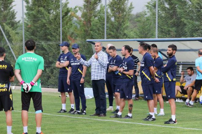 &Eta; "&pi;&rho;ώ&tau;&eta;" &tau;&omicron;&upsilon; &Alpha;&sigma;&tau;έ&rho;&alpha; ... &gamma;&iota;&alpha; &tau;&eta;&nu; 17&eta; &delta;&iota;&alpha;&delta;&omicron;&chi;&iota;&kappa;ή &tau;&eta;&sigmaf; &omicron;&mu;ά&delta;&alpha;&sigmaf; &sigma;&tau;&eta;&nu; Super League! (&epsilon;&iota;&kappa;ό&nu;&epsilon;&sigmaf;)