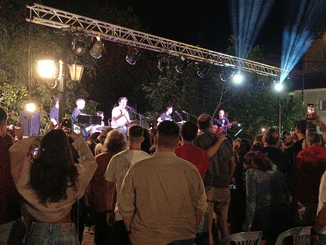 Με Αγγελάκα, Βελεσιώτου, Φριντζήλα και άλλους σημαντικούς καλεσμένους το 2ο Φεστιβάλ "Γλυπία Αγάπη μου" στη Νότια Κυνουρία!