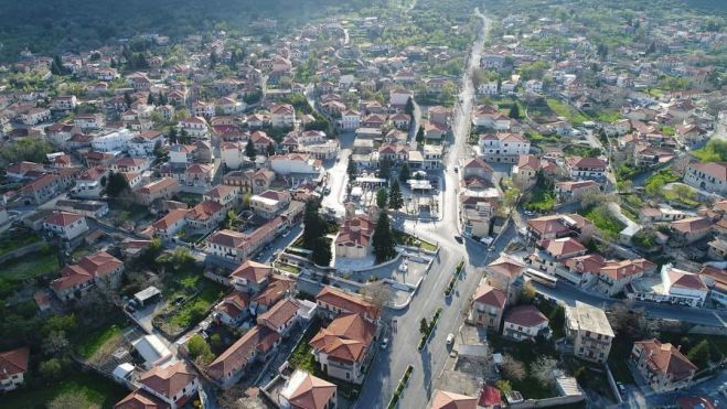 &Lambda;&epsilon;&beta;ί&delta;&iota; | &Omicron;&iota; &kappa;&alpha;&lambda;&omicron;&kappa;&alpha;&iota;&rho;&iota;&nu;έ&sigmaf; &epsilon;&kappa;&delta;&eta;&lambda;ώ&sigma;&epsilon;&iota;&sigmaf; &sigma;&tau;&omicron;&nu; &Phi;&iota;&lambda;&omicron;&tau;&epsilon;&chi;&nu;&iota;&kappa;ό &Sigma;ύ&lambda;&lambda;&omicron;&gamma;&omicron;