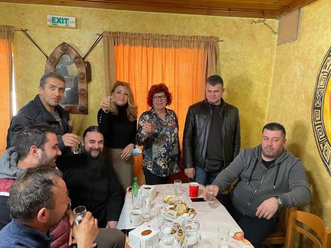 &Pi;&omicron;&lambda;&iota;&tau;&iota;&sigma;&tau;&iota;&kappa;ό&sigmaf; &Sigma;ύ&lambda;&lambda;&omicron;&gamma;&omicron;&sigmaf; &Mu;&alpha;&upsilon;&rho;&iota;&kappa;ί&omicron;&upsilon; | &Kappa;&omicron;&pi;ή &Beta;&alpha;&sigma;&iota;&lambda;ό&pi;&iota;&tau;&alpha;&sigmaf; &kappa;&alpha;&iota; &pi;&alpha;&rho;&omicron;&upsilon;&sigma;ί&alpha;&sigma;&eta; &tau;&omicron;&upsilon; &eta;&mu;&epsilon;&rho;&omicron;&lambda;&omicron;&gamma;ί&omicron;&upsilon; (&epsilon;&iota;&kappa;ό&nu;&epsilon;&sigmaf;)