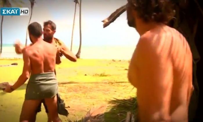 Χαμός στο Survivor: Αρπάχτηκαν Χανταμπάκης-Αγγελόπουλος (vd)