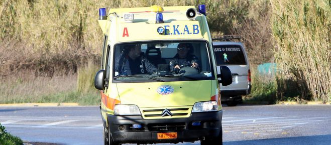 &Alpha;&sigma;ύ&lambda;&lambda;&eta;&pi;&tau;&eta; &tau;&rho;&alpha;&gamma;&omega;&delta;ί&alpha; &sigma;&tau;&eta; &Beta;&omicron;&iota;&omega;&tau;ί&alpha; | &Nu;&epsilon;&kappa;&rho;ά &delta;ύ&omicron; &mu;&iota;&kappa;&rho;ά &pi;&alpha;&iota;&delta;&iota;ά &pi;&omicron;&upsilon; έ&pi;&epsilon;&sigma;&alpha;&nu; &sigma;&epsilon; &beta;ό&theta;&rho;&omicron;