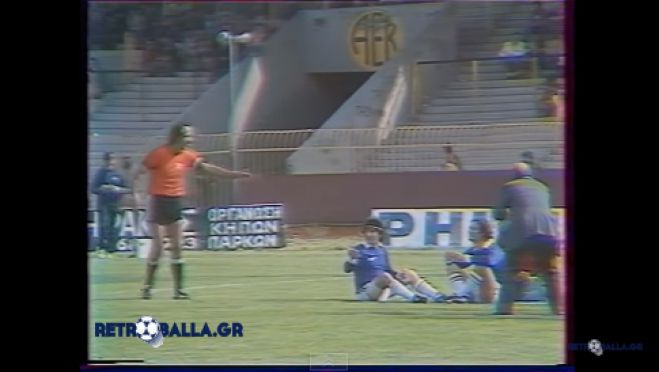 &Chi;ά&rho;&rho;&upsilon; &Kappa;&lambda;&upsilon;&nu;&nu;, &Beta;έ&gamma;&gamma;&omicron;&sigmaf; &kappa;&alpha;&iota; &Mu;&omicron;&upsilon;&sigma;&tau;ά&kappa;&alpha;&sigmaf; &mu;&alpha;&zeta;ί | &Eta; &iota;&sigma;&tau;&omicron;&rho;ί&alpha; &epsilon;&nu;ό&sigmaf; ... &xi;&epsilon;&kappa;&alpha;&rho;&delta;&iota;&sigma;&tau;&iota;&kappa;&omicron;ύ &alpha;&gamma;ώ&nu;&alpha; (vd)