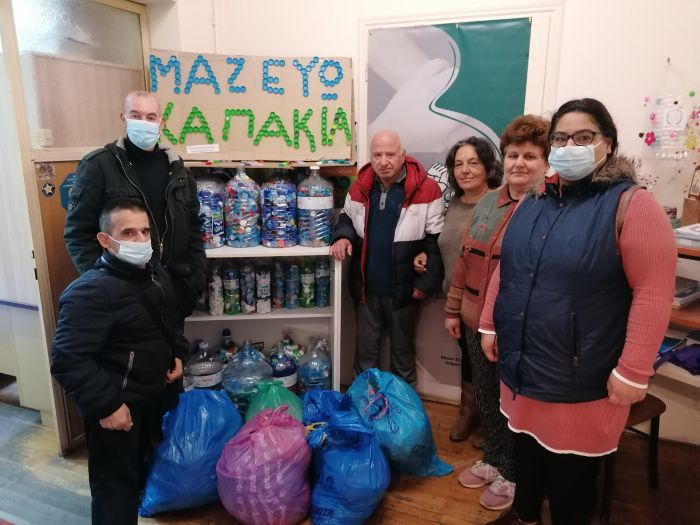 &Tau;&omicron; &Gamma;&upsilon;&mu;&nu;ά&sigma;&iota;&omicron; &Lambda;&epsilon;&omega;&nu;&iota;&delta;ί&omicron;&upsilon; &kappa;&omicron;&nu;&tau;ά &sigma;&tau;&omicron; &Sigma;ύ&lambda;&lambda;&omicron;&gamma;&omicron; &Alpha;&mu;&epsilon;&Alpha; &Alpha;&rho;&kappa;&alpha;&delta;ί&alpha;&sigmaf;